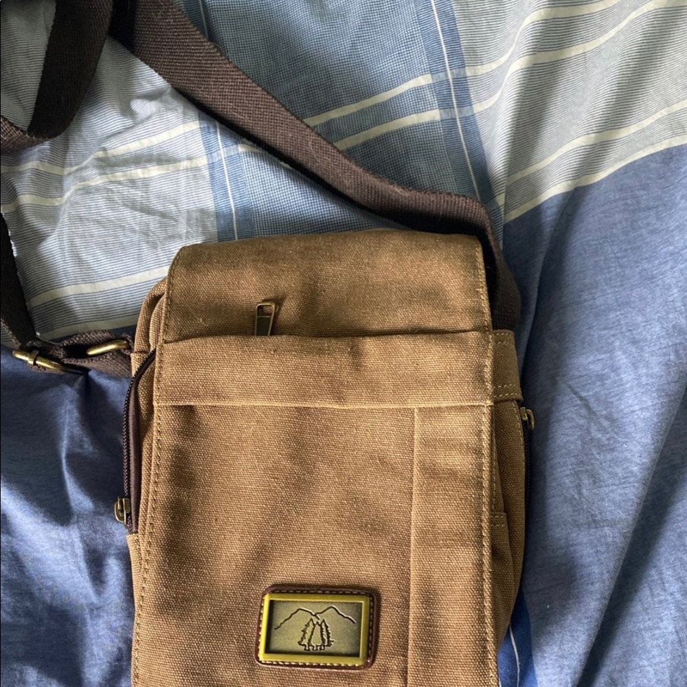 Cute crossbody satchel!